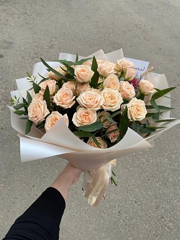 Букет Кремовые розы Латте в Чапаевке